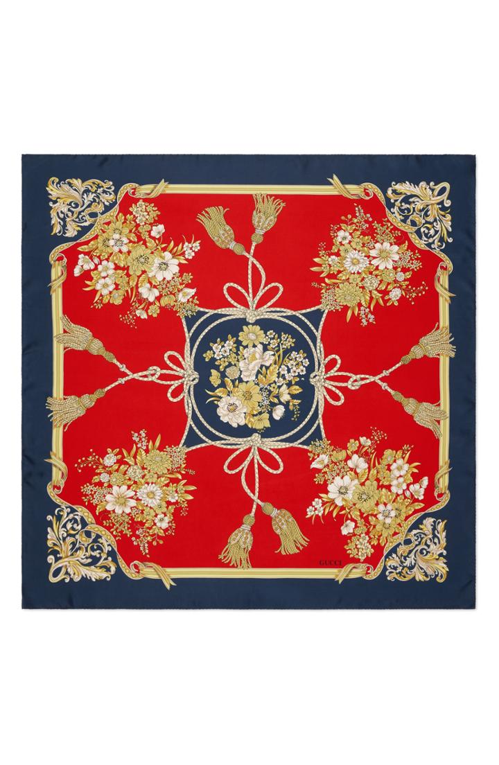 Women's Gucci Lady Intrigue Square Silk Scarf
