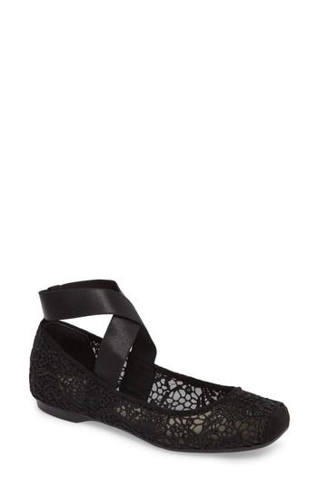 Women's Jessica Simpson Maggda Cross Strap Flat M - Black