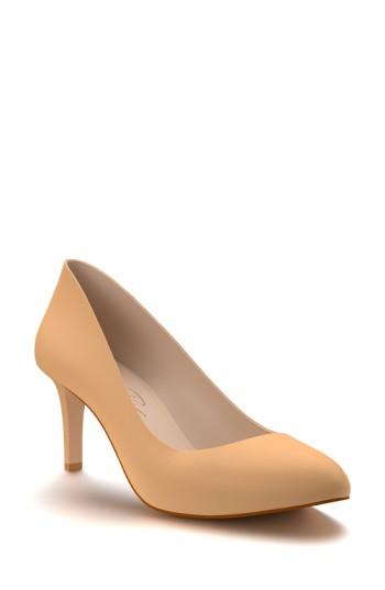 Women's Shoes Of Prey Round Toe Pump .5 B - Beige