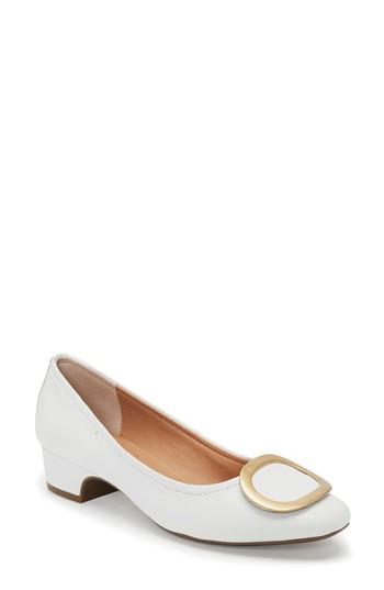 Women's Me Too Pilgrim Pump .5 M - White