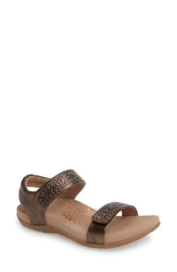 Women's Aetrex 'maria' Sandal Eu - Metallic