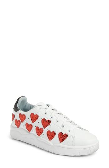 Women's Chiara Ferragni Hearts Roger Sneaker