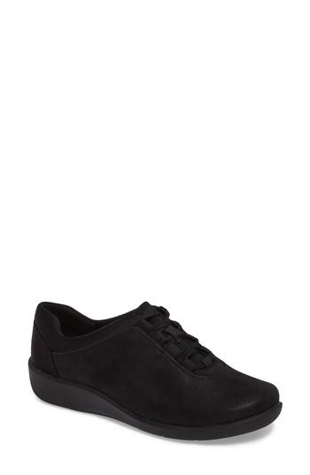 Women's Clarks Sillian Pine Sneaker M - Black
