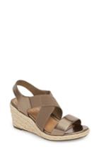 Women's Vionic Ainsleigh Wedge Sandal .5 M - Brown