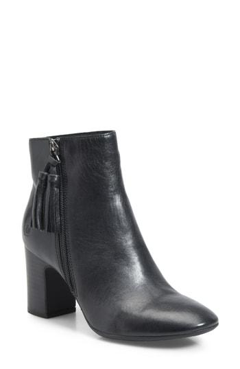 Women's B?rn Michie Block Heel Bootie M - Black