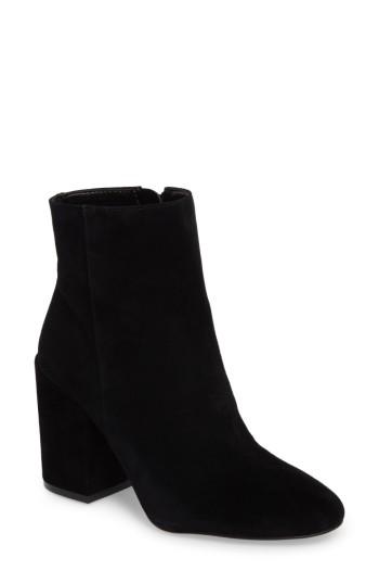 Women's Vince Camuto Destilly 2 Bootie M - Black