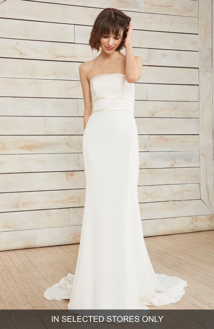 Women's Nouvelle Amsale Arielle Bow Detail Strapless Crepe Gown