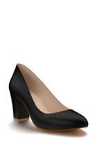 Women's Shoes Of Prey Block Heel Pump .5 C - Black