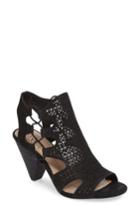 Women's Vince Camuto Eadon Cutout Sandal .5 M - Black
