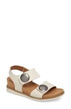 Women's Comfortiva Pamela Ii Sandal .5 M - White