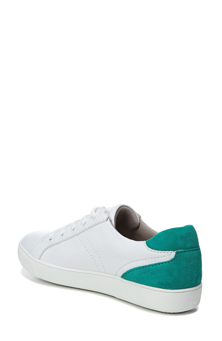 Women's Naturalizer Morrison Sneaker .5 Ww - White
