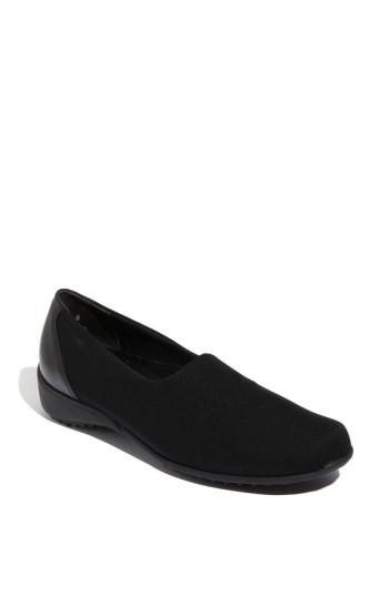Women's Munro 'traveler' Slip-on .5 N - Black
