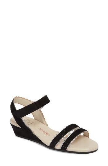 Women's Amalfi By Rangoni Messina Wedge Sandal M - Black