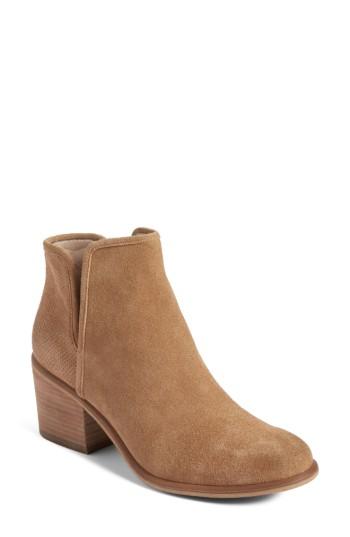 Women's Hinge Barris Block Heel Bootie .5 M - Beige