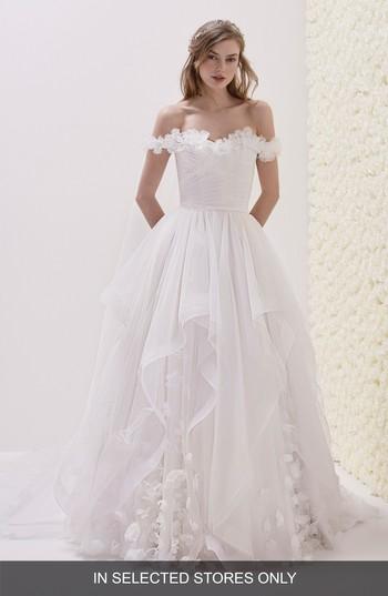 Women's Pronovias Elodia Off The Shoulder Ballgown, Size In Store Only - Ivory
