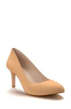 Women's Shoes Of Prey Round Toe Pump .5 A - Beige