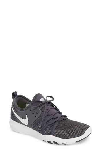 Women's Nike Free Tr 7 Training Shoe M - Grey