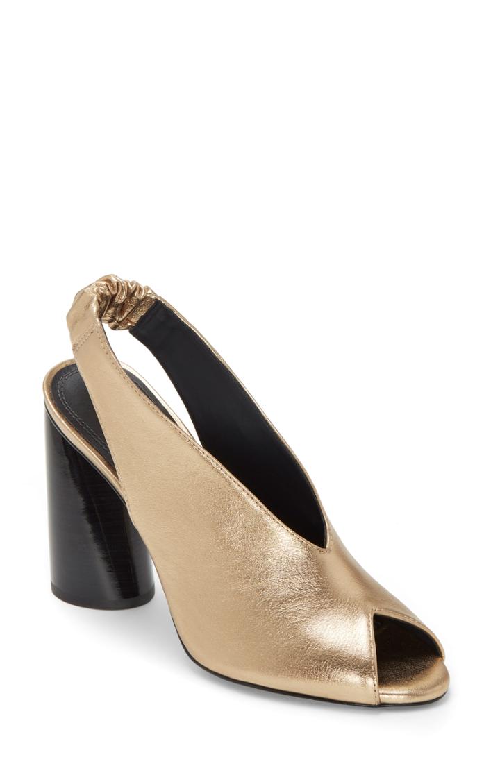 Women's Mercedes Castillo Rowin Slingback Sandal .5 M - Metallic