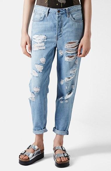 Topshop Moto Destroyed Boyfriend Jeans (light