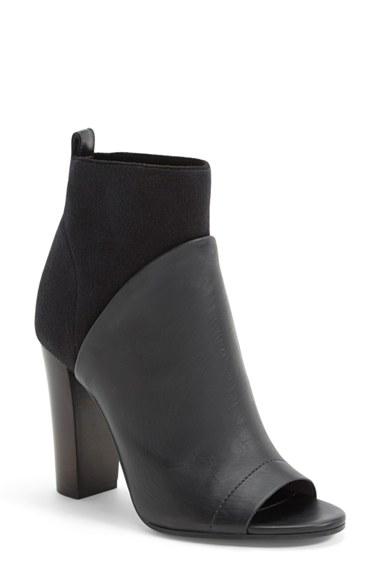 Women's Vince 'aren' Open Toe Bootie (nordstrom Exclusive),