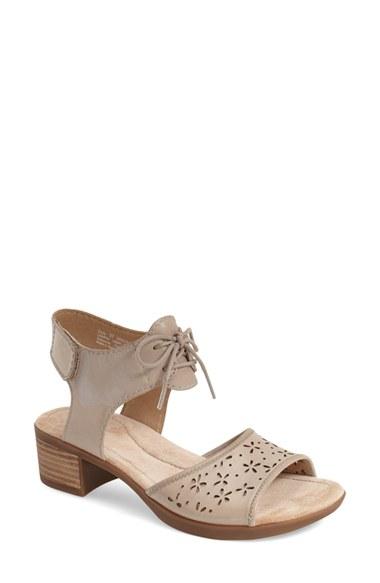 Women's Dansko 'liz' Lace-up Block Heel Sandal .5-6us / 36eu M - Beige