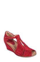 Women's Earth Primrose Wedge Sandal .5 M - Red