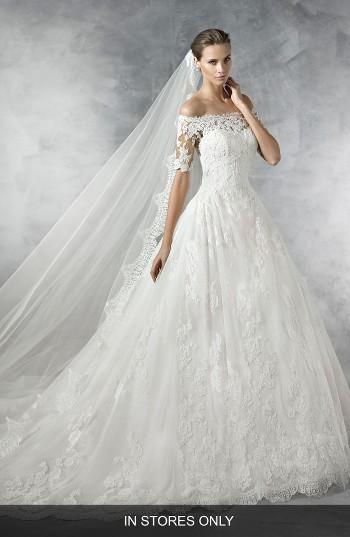 Women's Pronovias Pleasant Off The Shoulder Tulle & Lace Ballgown, Size In Store Only - Ivory