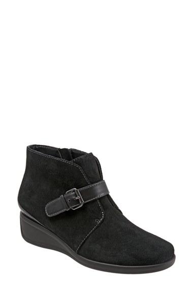 Women's Trotters 'mindy' Wedge Bootie N - Black