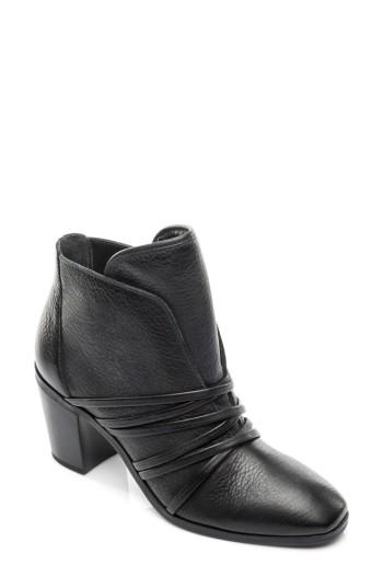 Women's Bernardo Felicity Bootie M - Black