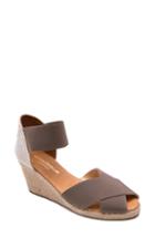 Women's Andre Assous Erika Espadrille Wedge M - Brown