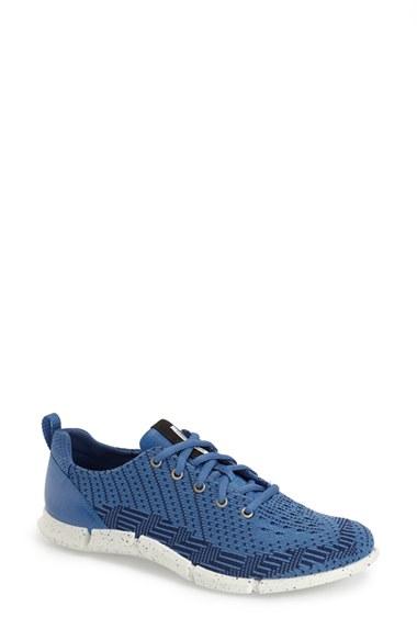 Women's Ecco 'intrinsic Knit' Sneaker -5.5us / 36eu - Blue