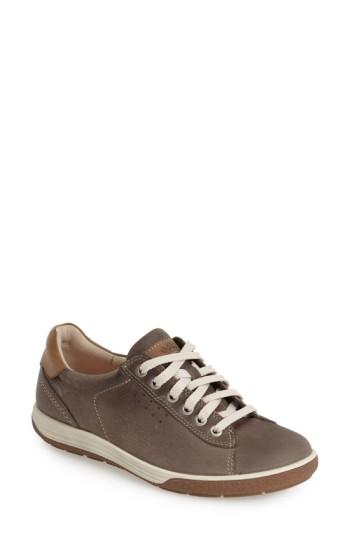 Women's Ecco 'chase Ii' Sneaker -7.5us / 38eu - Grey