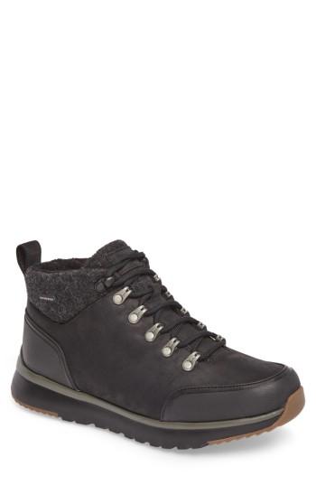Men's Ugg Olivert Hiking Boot .5 M - Black