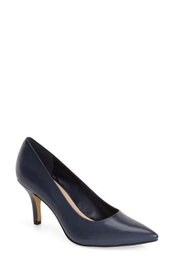 Women's Bella Vita 'define' Pointy Toe Pump M - Blue