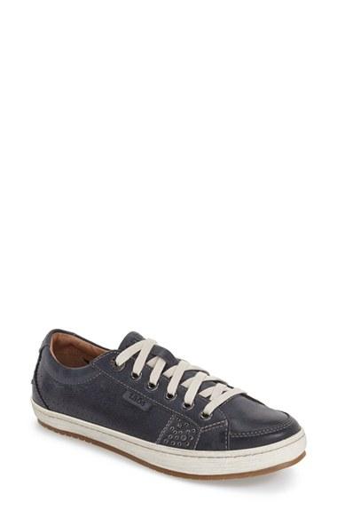 Women's Taos 'freedom' Sneaker .5 M - Blue