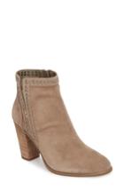 Women's Vince Camuto Finchie Bootie M - Brown