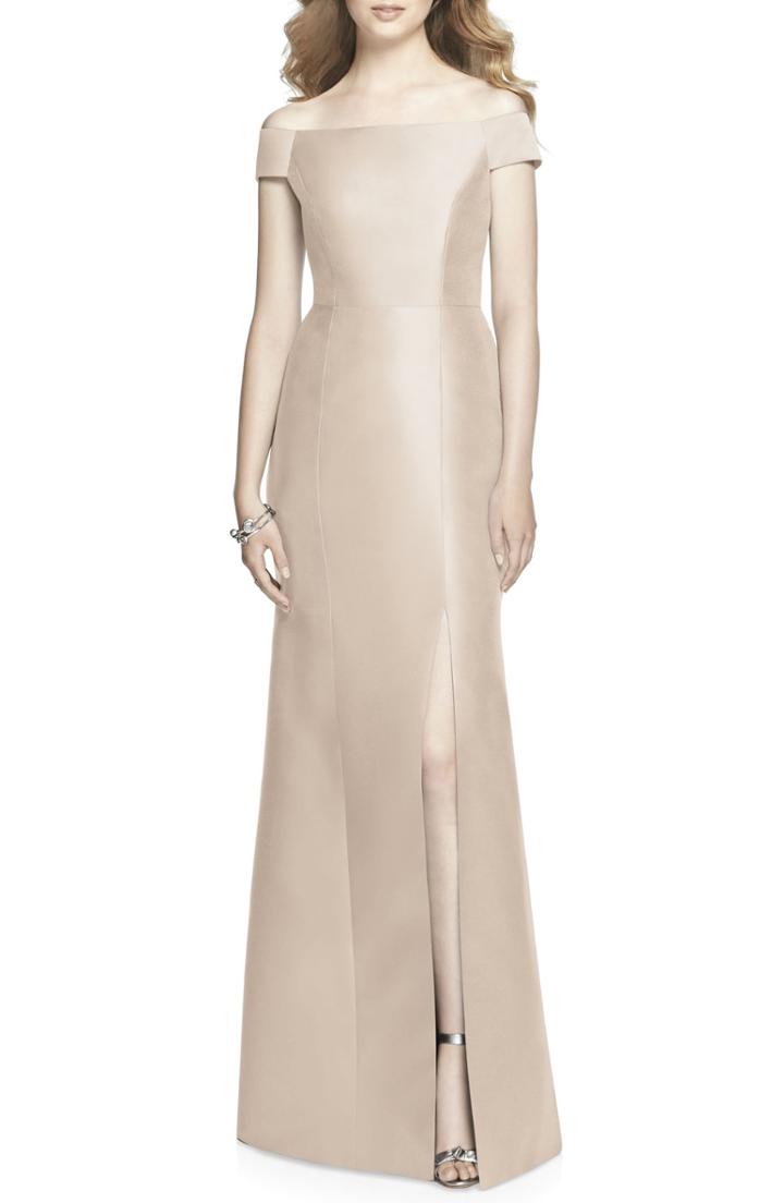 Women's Alfred Sung Off The Shoulder Sateen Gown