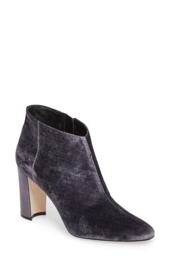 Women's Manolo Blahnik 'brusta' Bootie .5us / 36.5eu - Grey