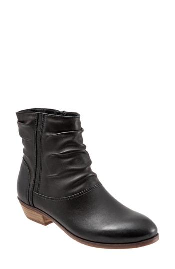 Women's Softwalk Rochele Bootie M - Black