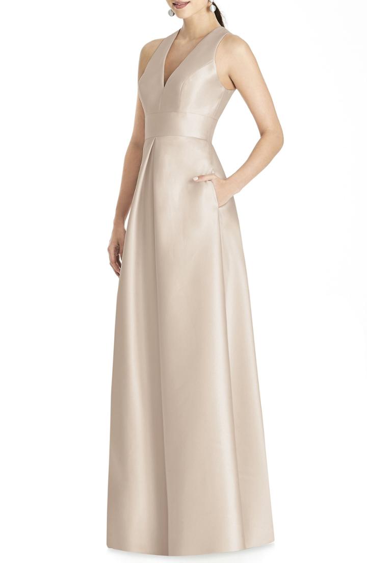 Women's Alfred Sung Sleeveless Sateen Gown