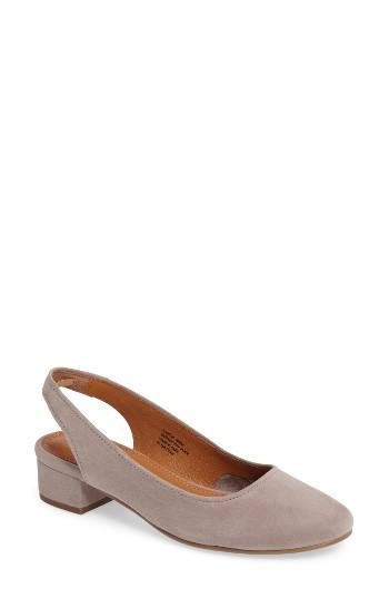 Women's Seychelles Electric Slingback Pump .5 M - Beige