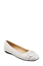 Women's Trotters 'sizzle Signature' Flat .5 N - White
