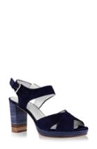 Women's Ukies Tango Sandal .5 M - Blue