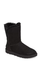 Women's Ugg Classic Cuff Short Boot .5 M - Black