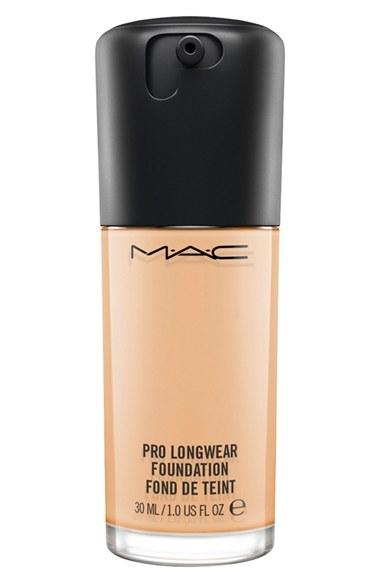 Mac 'pro Longwear' Foundation