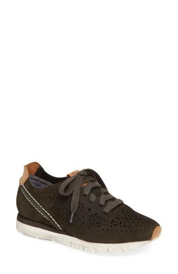 Women's Otbt Khora Sneaker .5 M - Green