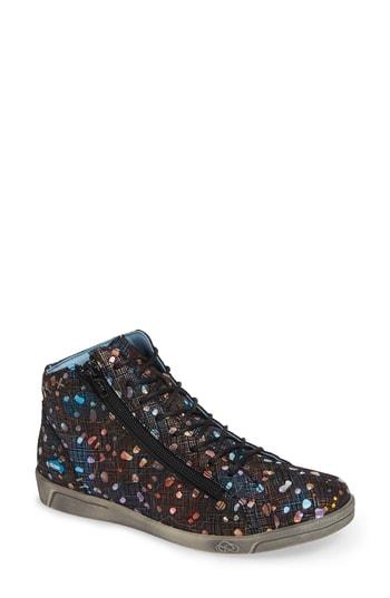 Women's Cloud Aika Zip Sneaker .5-6us / 36eu - Black