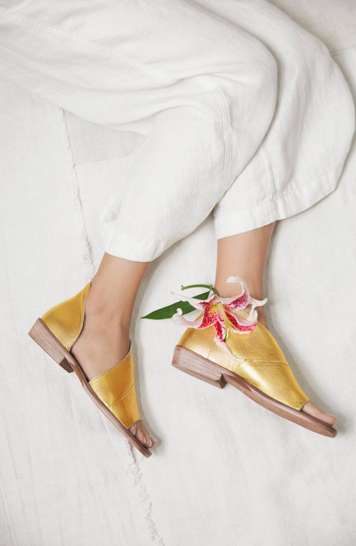 Women's Free People 'mont Blanc' Asymmetrical Sandal Us / 37eu - Pink