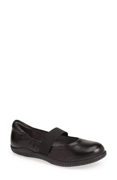 Women's Softwalk 'high Point' Mary Jane Flat .5 N - Black