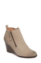 Women's Caslon Wesley Wedge Bootie .5 M - Beige